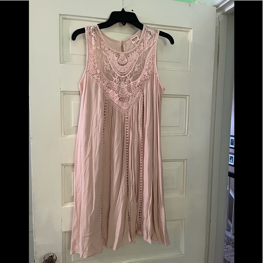 Mossimo Size Medium Tunic/dress. Light Dusty Rose Color. Fully lined.